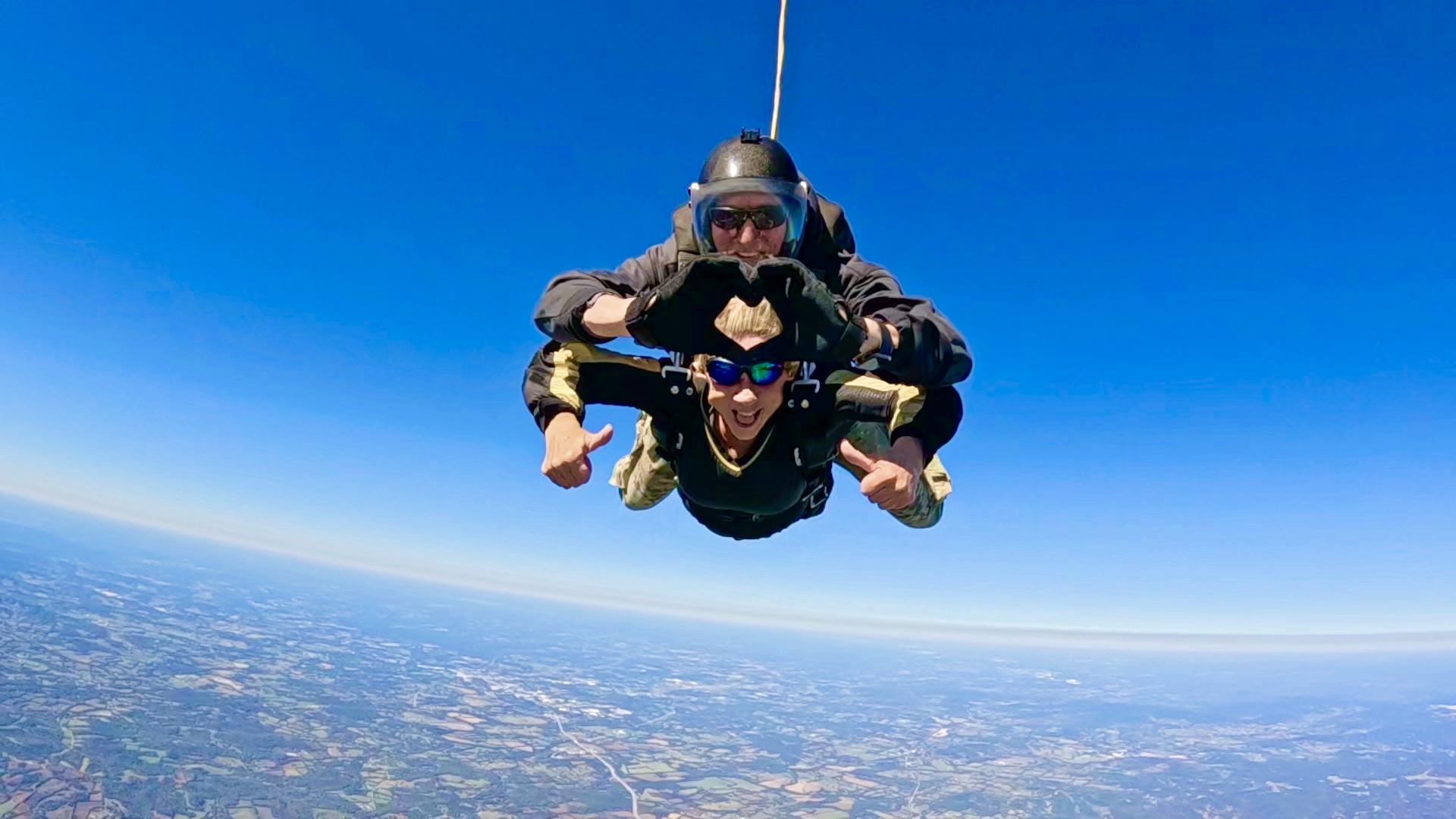 Skydiving action shot 10