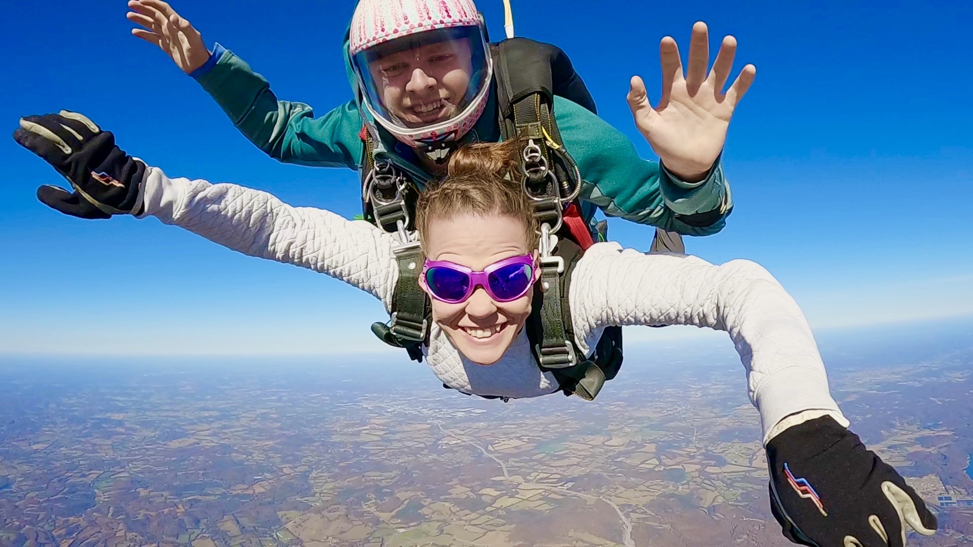 Skydiving action shot 14